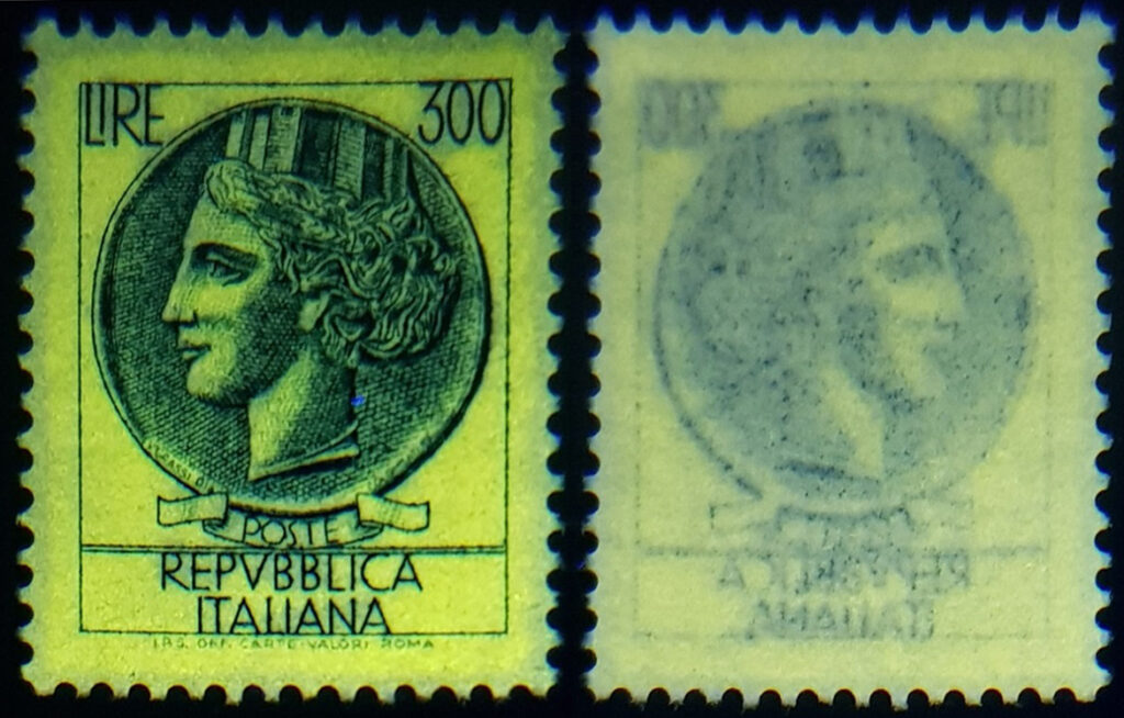 Il 300 lire Siracusana con il colore verde fluorescente